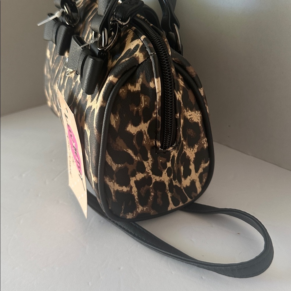 NWTRare Luv Betsey Johnson Leopard Print Mini Barrel Bag CrossbodySatchelCheetah - Picture 6 of 16